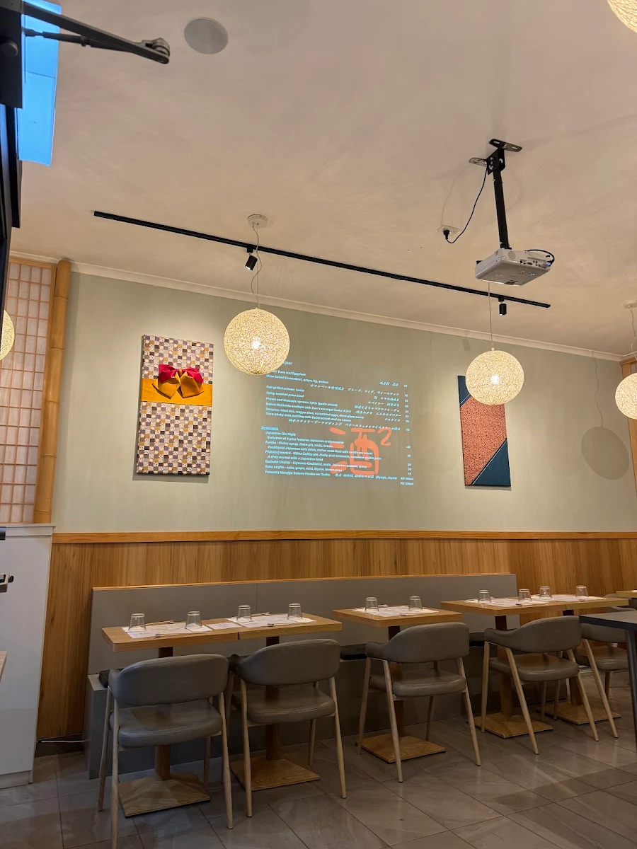 Vibe, Izakaya Chouchou 酒²