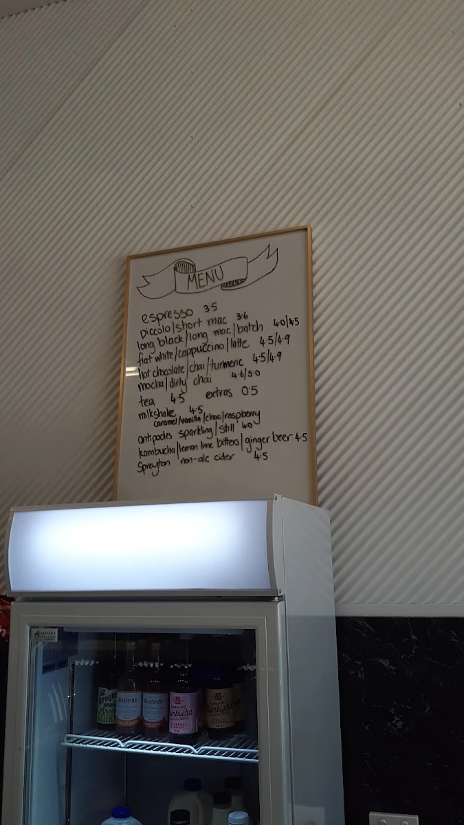 Menu, Mabel & George