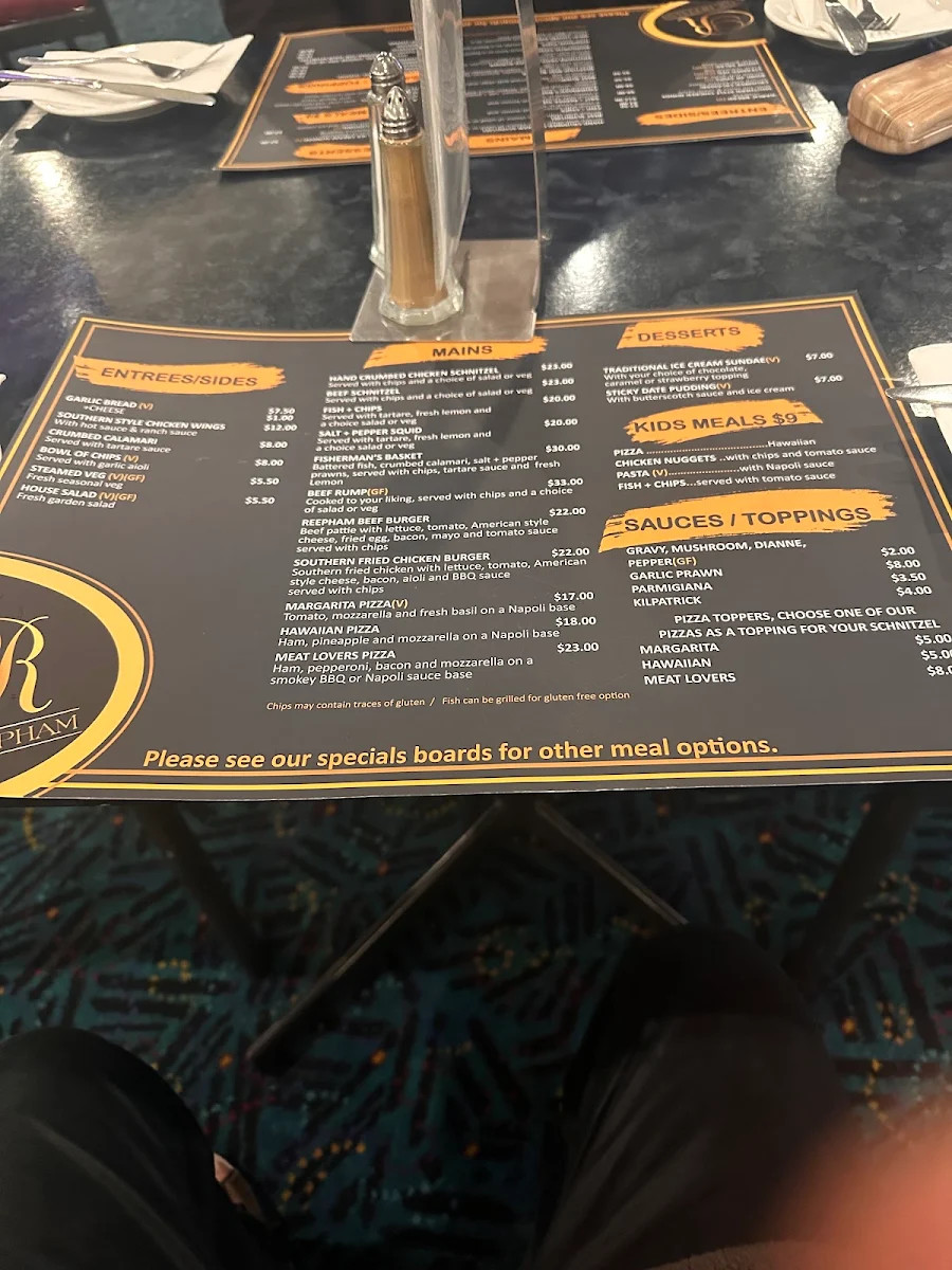 Menu, Reepham Hotel