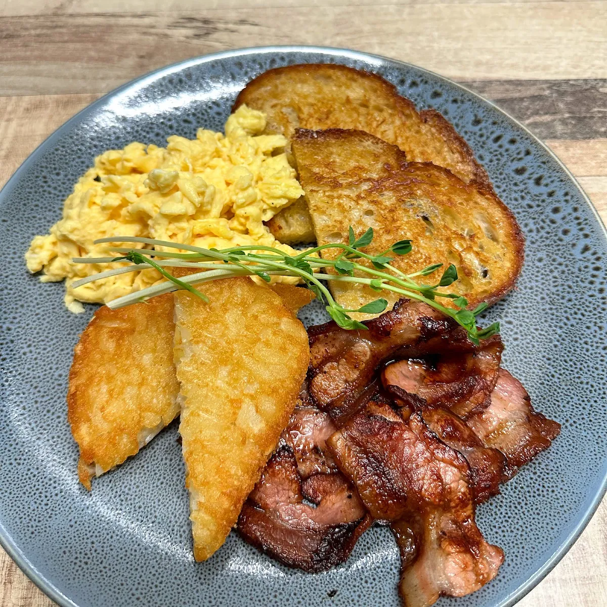 Food & drink, Zora Cafe