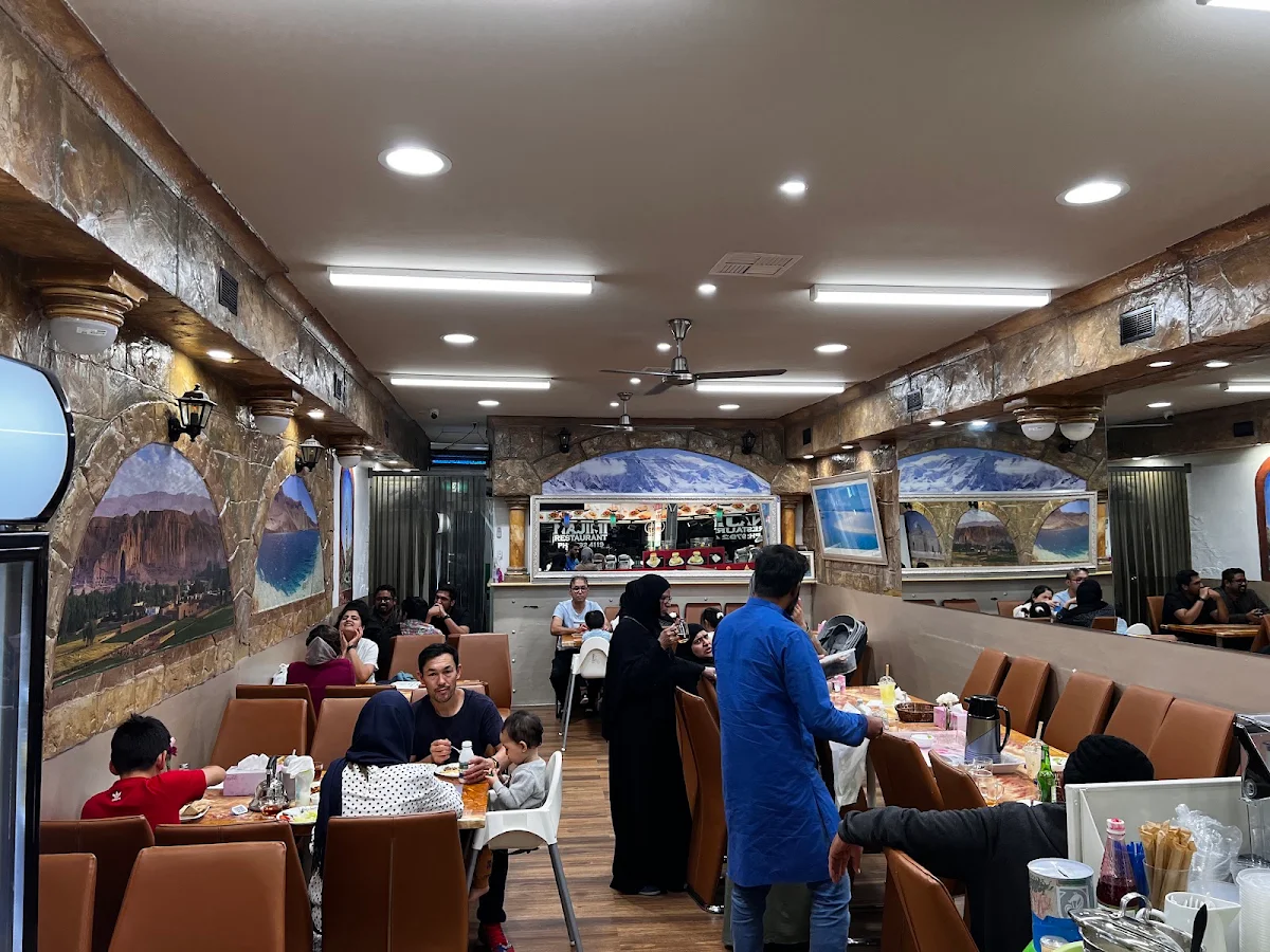 Vibe, Najimii Restaurant