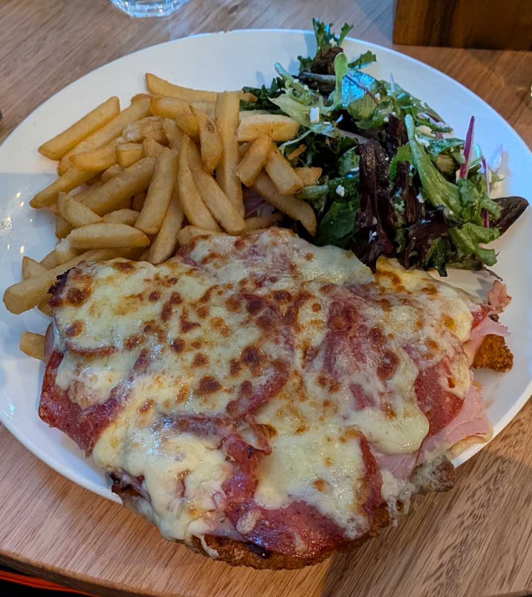 Food & drink, Earl of Leicester Hotel