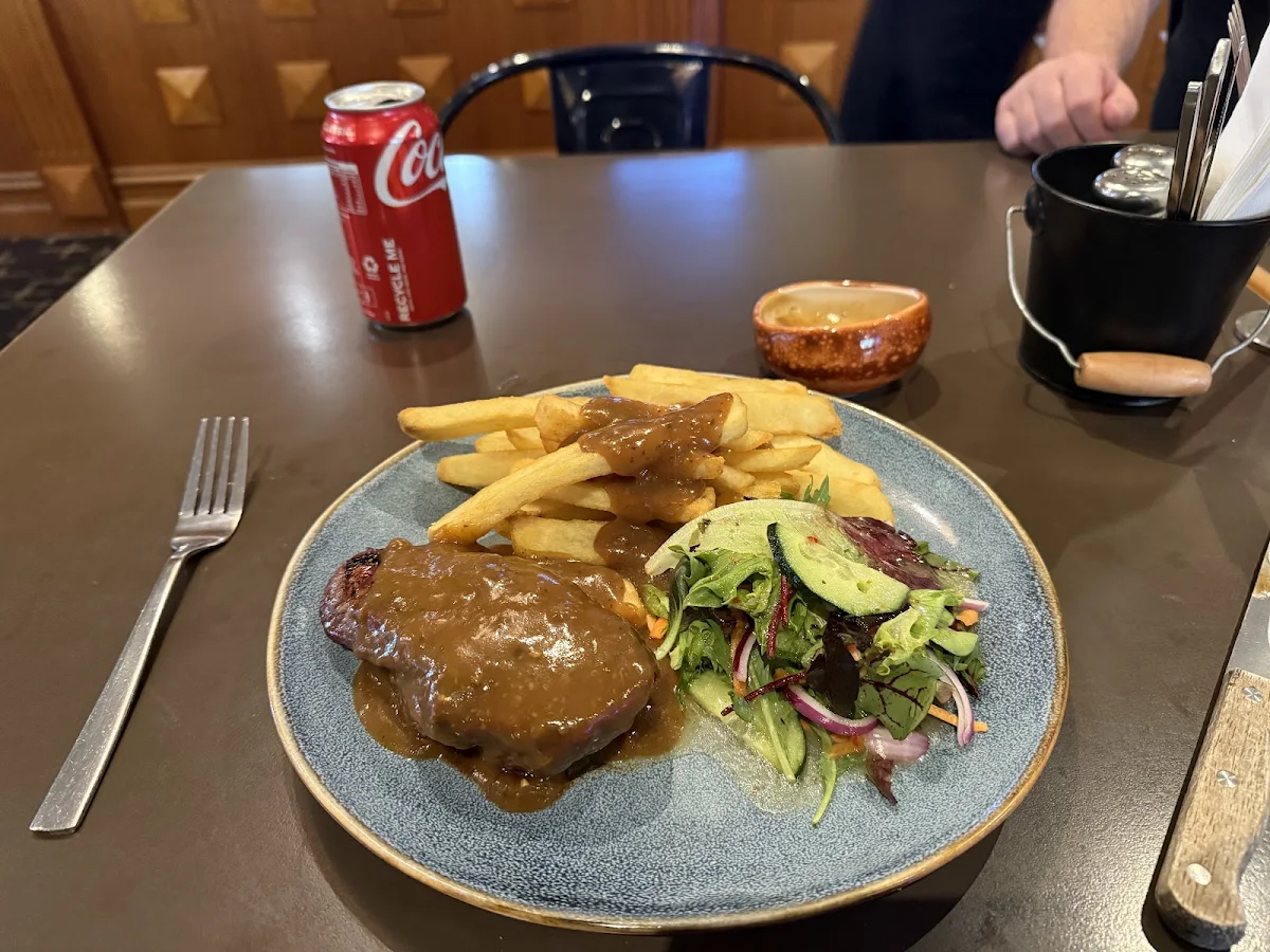 Food & drink, The Black Horse Hotel