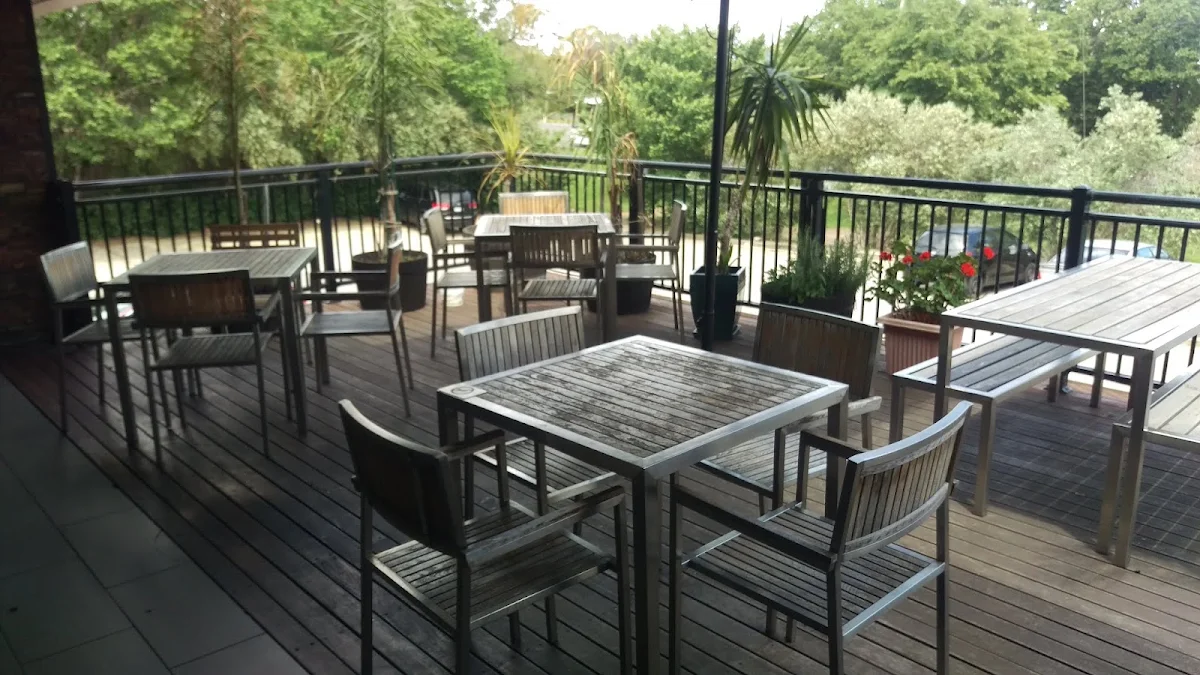 Vibe, The Black Horse Hotel