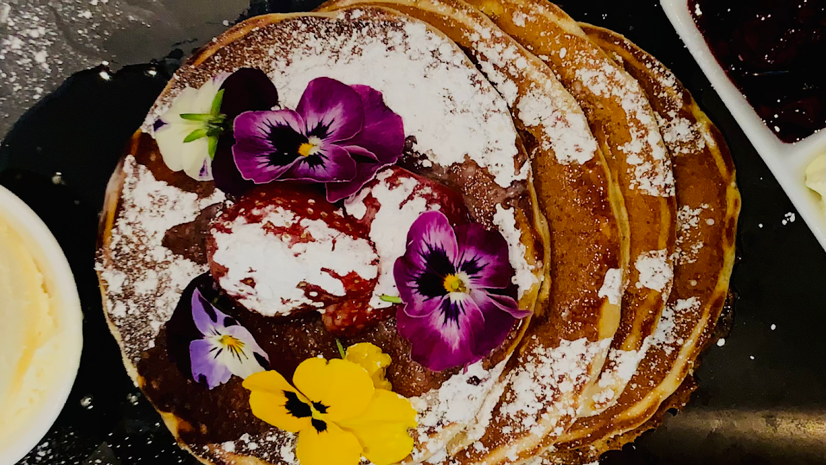 Food & drink, Charthouse Cafe