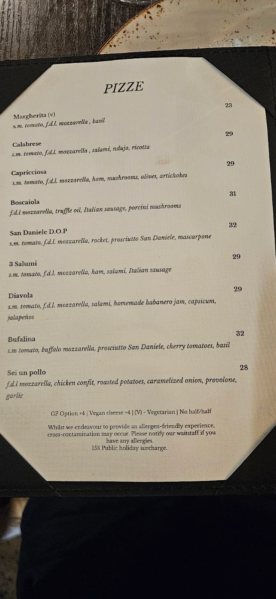 Menu, La Calabrese Pizzeria