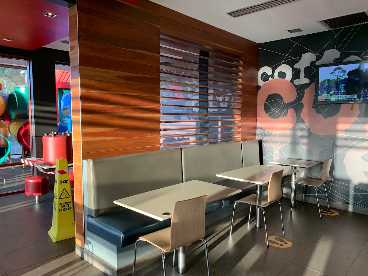 Vibe, McDonald's Prairiewood