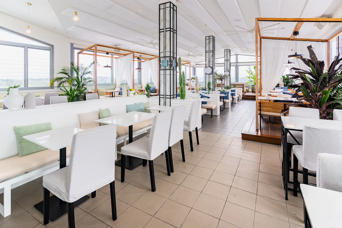 Vibe, ARTÉ Rooftop Bar & Restaurant