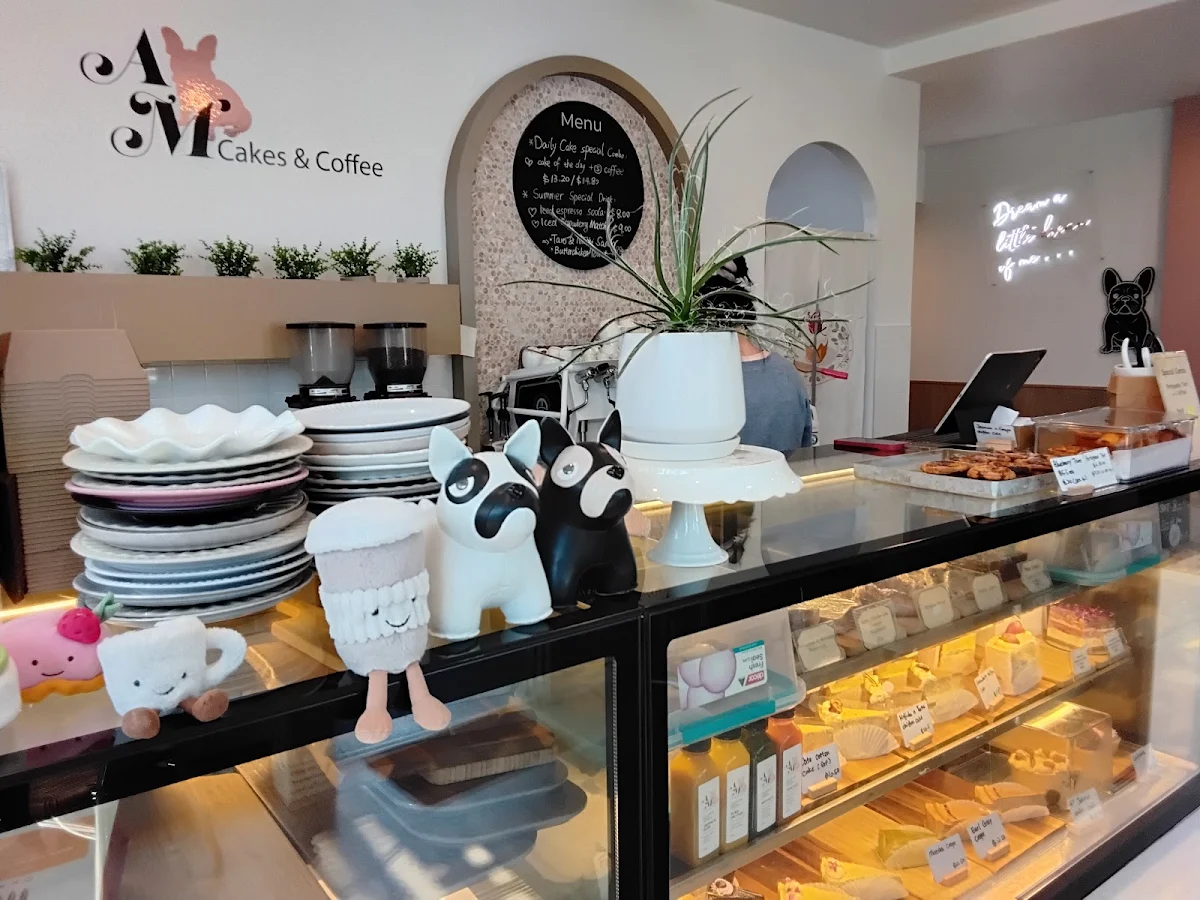 Vibe, AM Cakes and Coffee