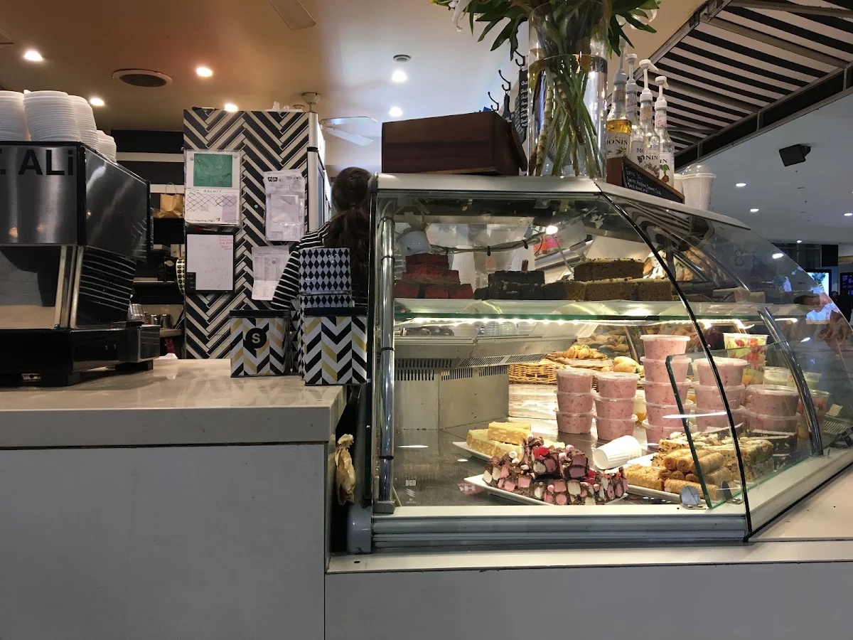 Vibe, Baguette Cafe Flinders St