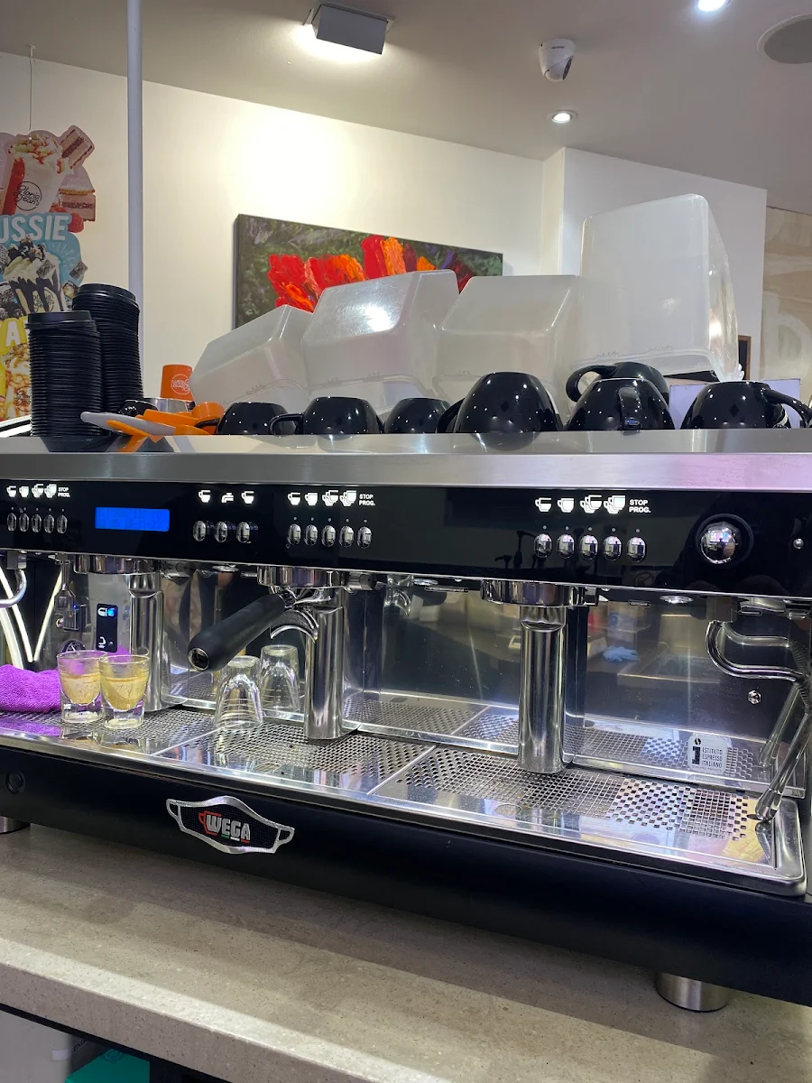 Vibe, Gloria Jean's Glenelg