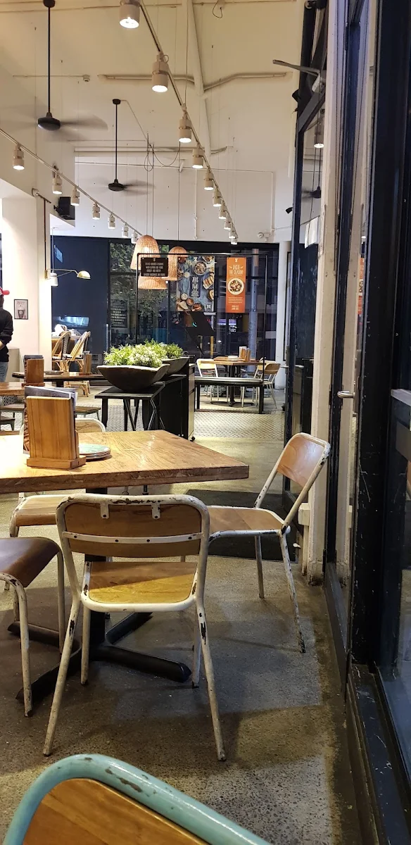 Vibe, Zeus Street Greek Gladesville