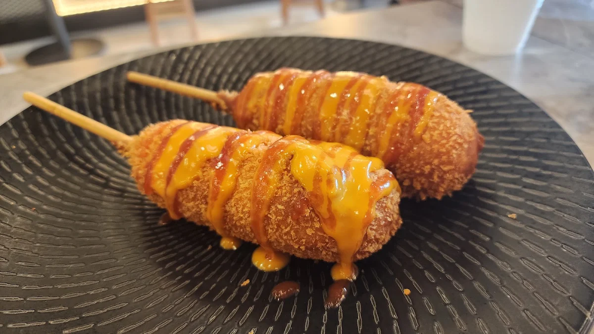 Food & drink, NeNe Chicken M-City