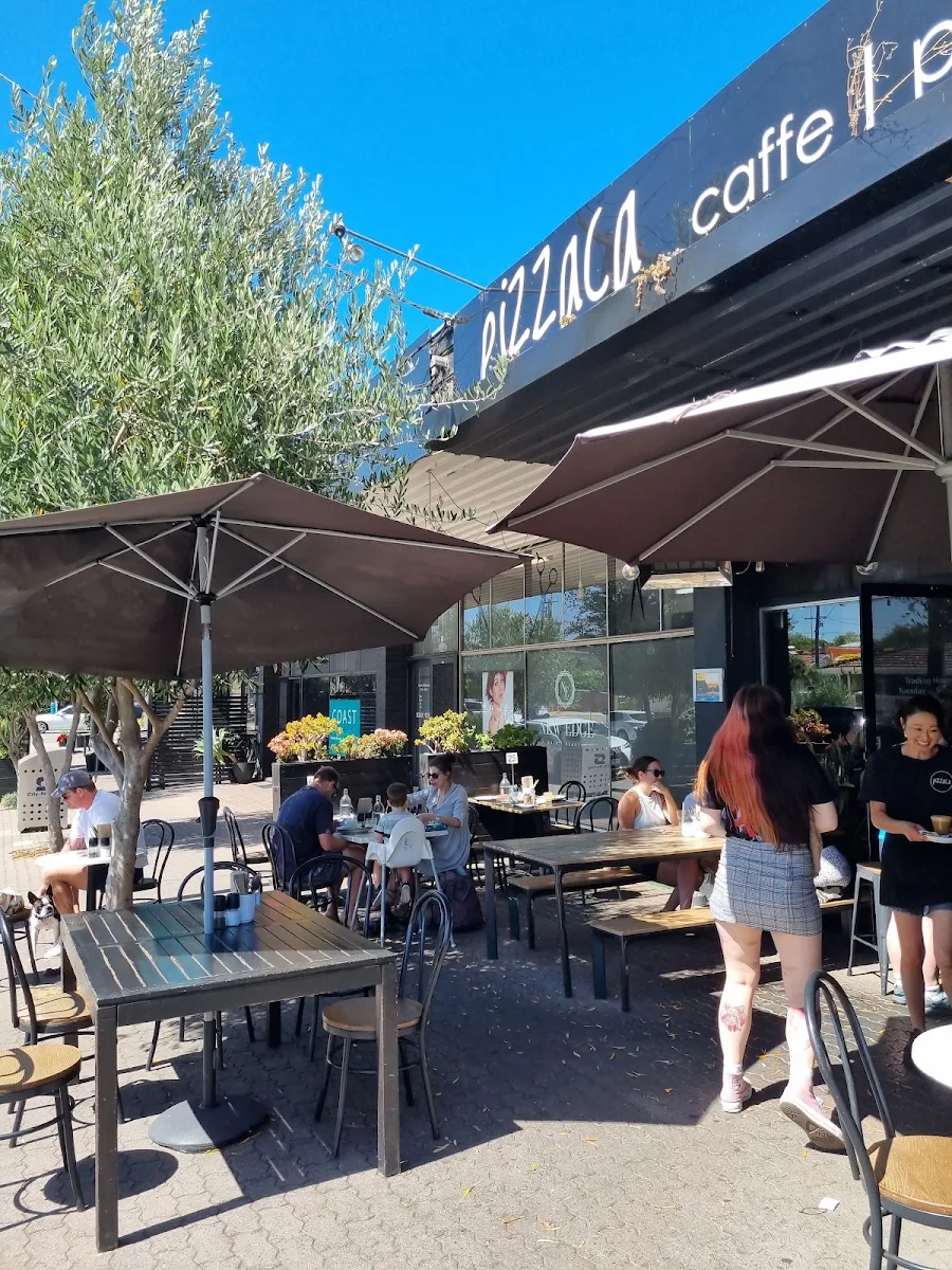 Vibe, Cafe PIZZ by Pizzaca