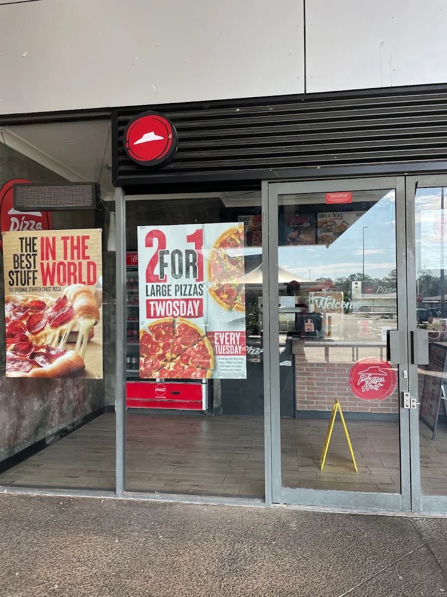 Menu, Pizza Hut Warner