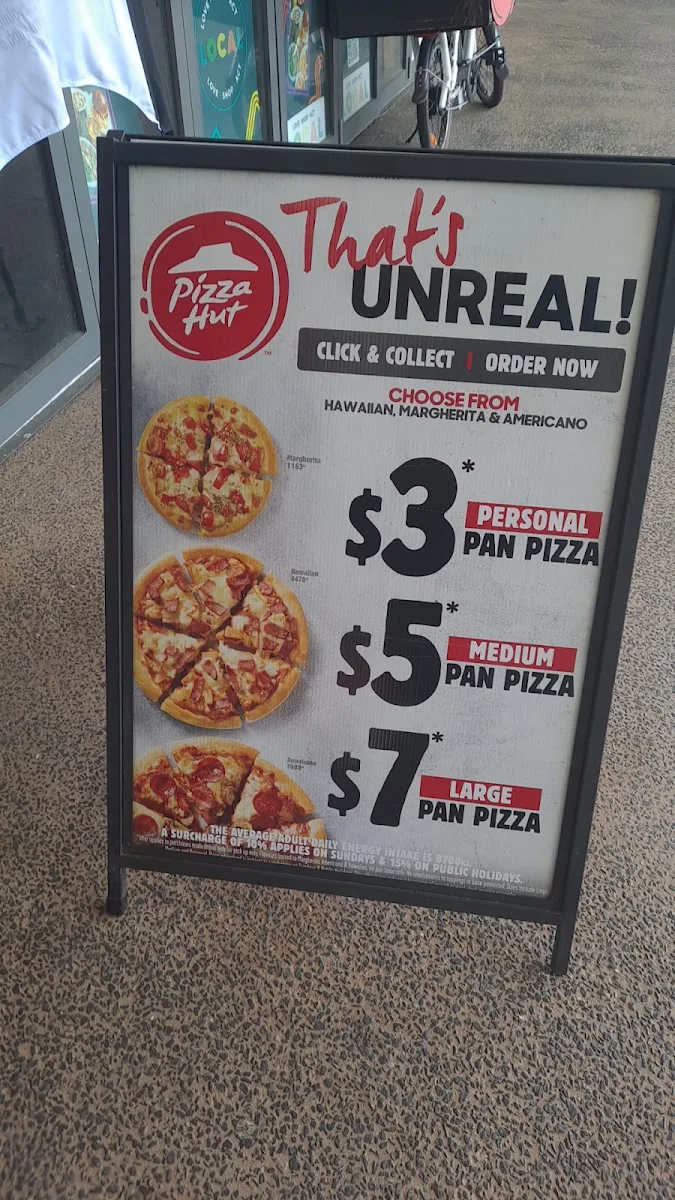Menu, Pizza Hut Warner