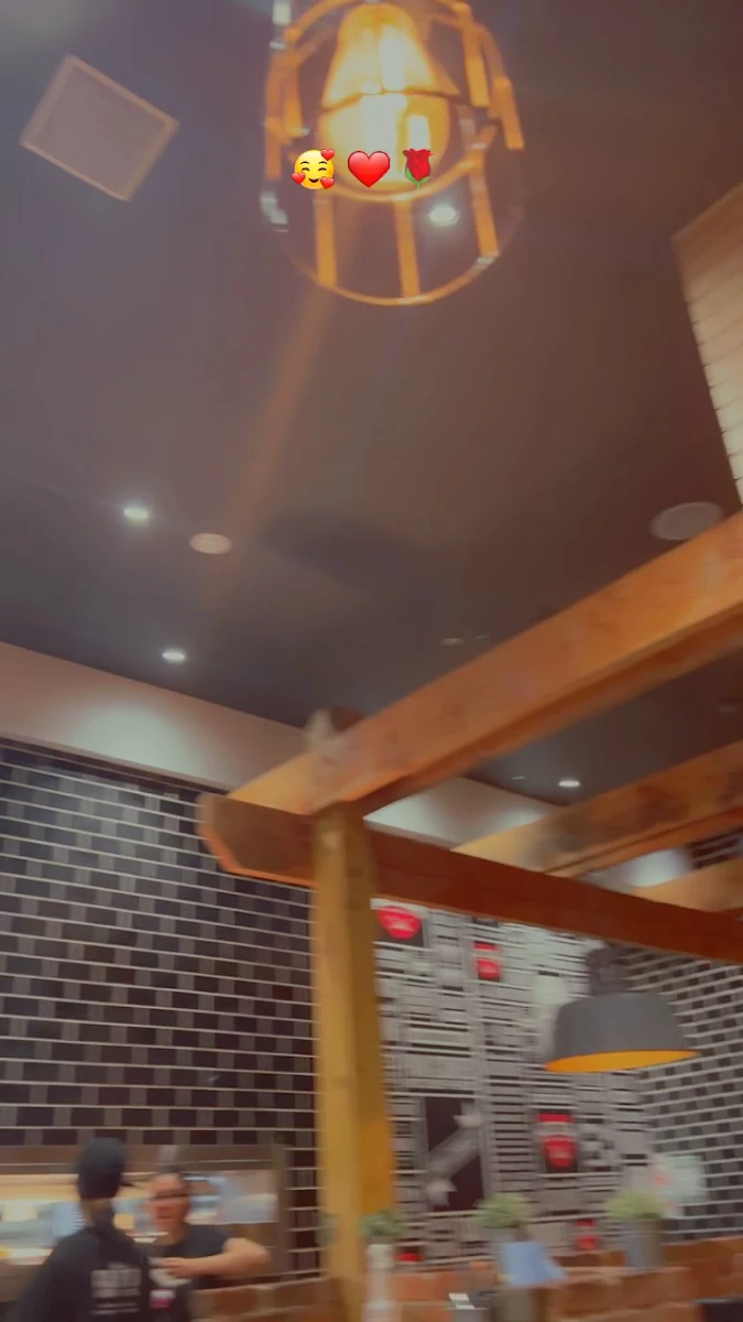 Vibe, Schnitz Fountain Gate