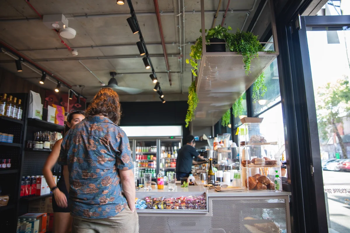 Vibe, Stanley St Bodega