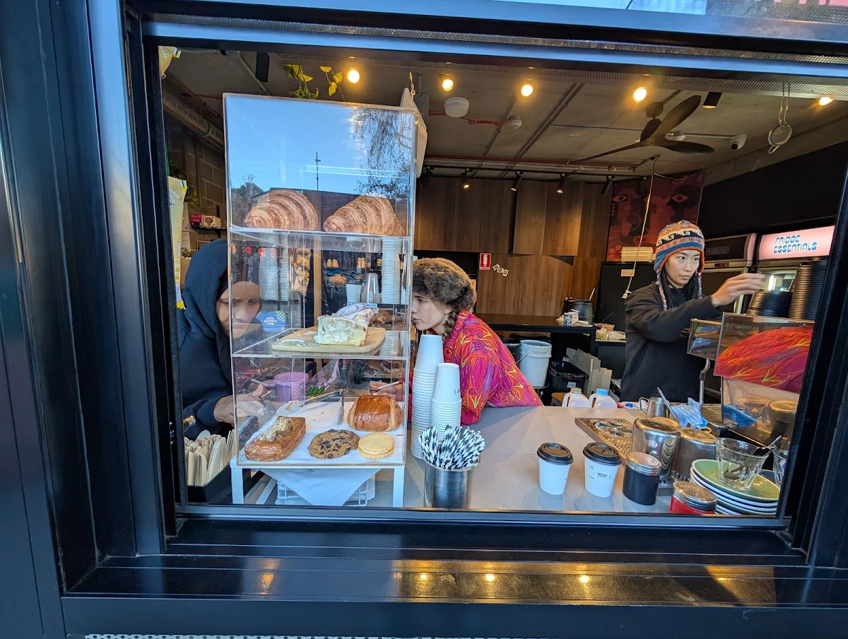 Vibe, Stanley St Bodega