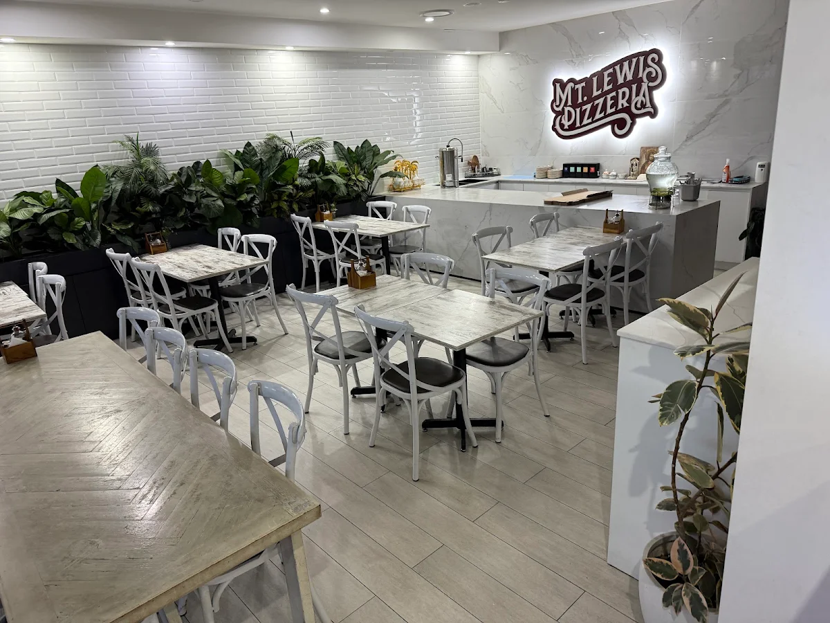 Vibe, Lebanese Mt Lewis Pizzeria
