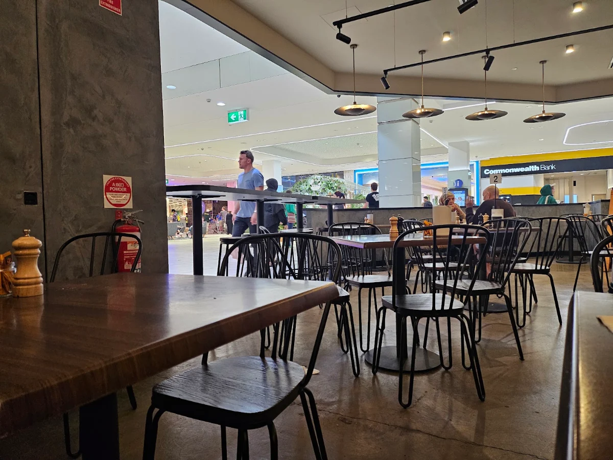 Vibe, The Gunshop Cafe