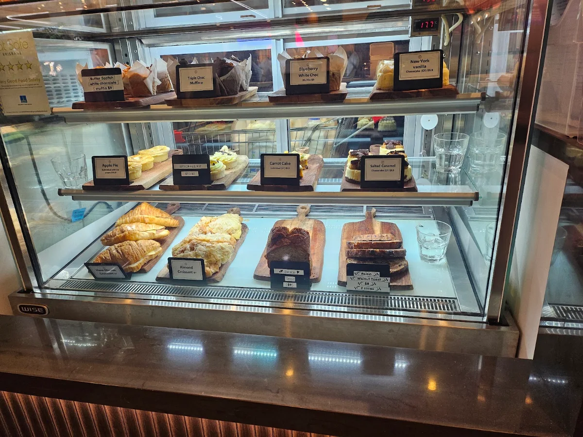 Vibe, The Gunshop Cafe