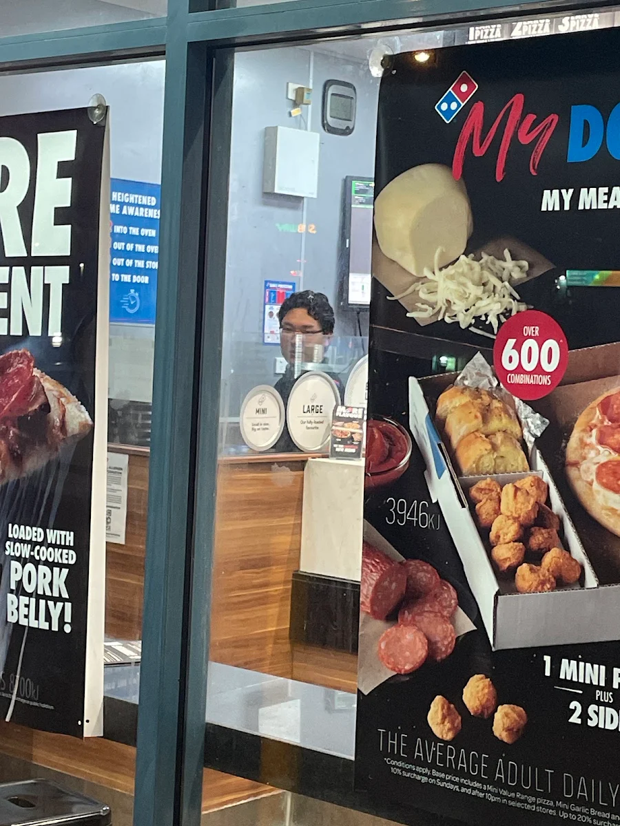 Menu, Domino's Pizza Kenmore
