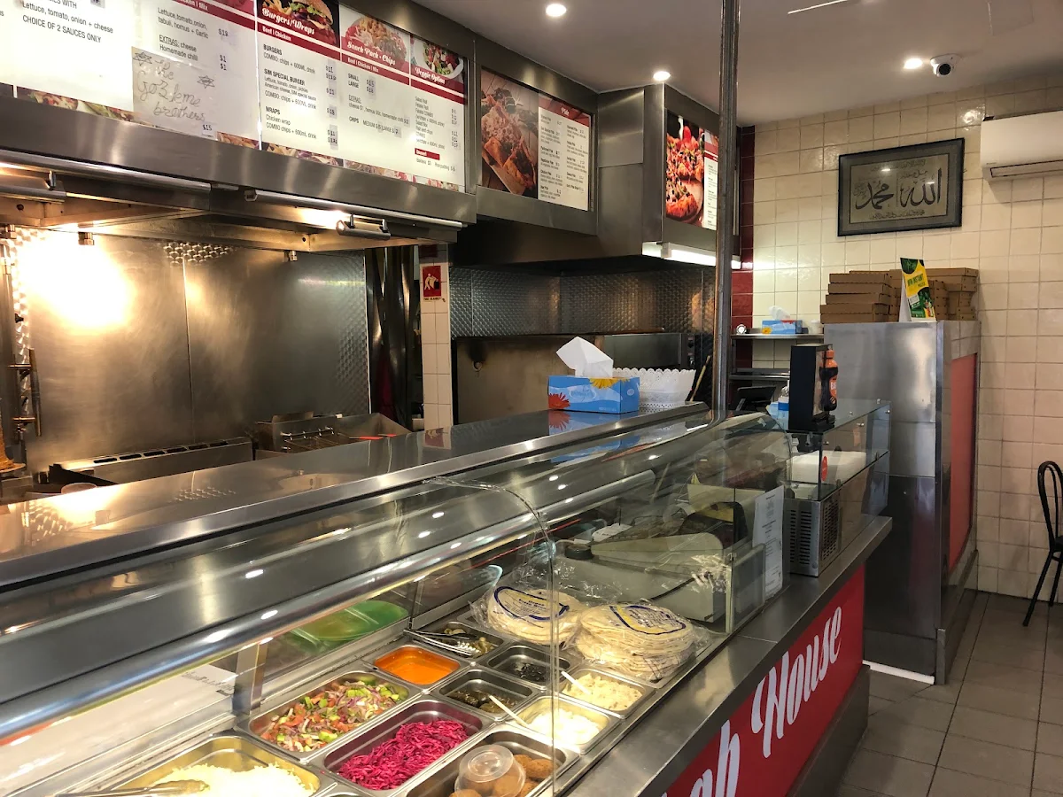 Vibe, SIM Kebab House