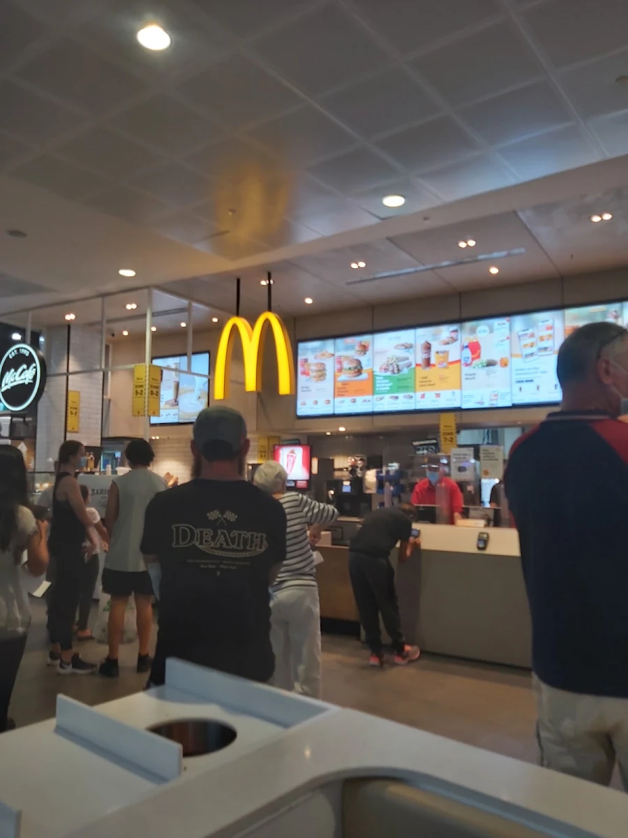 Vibe, Food Atrium Food Court