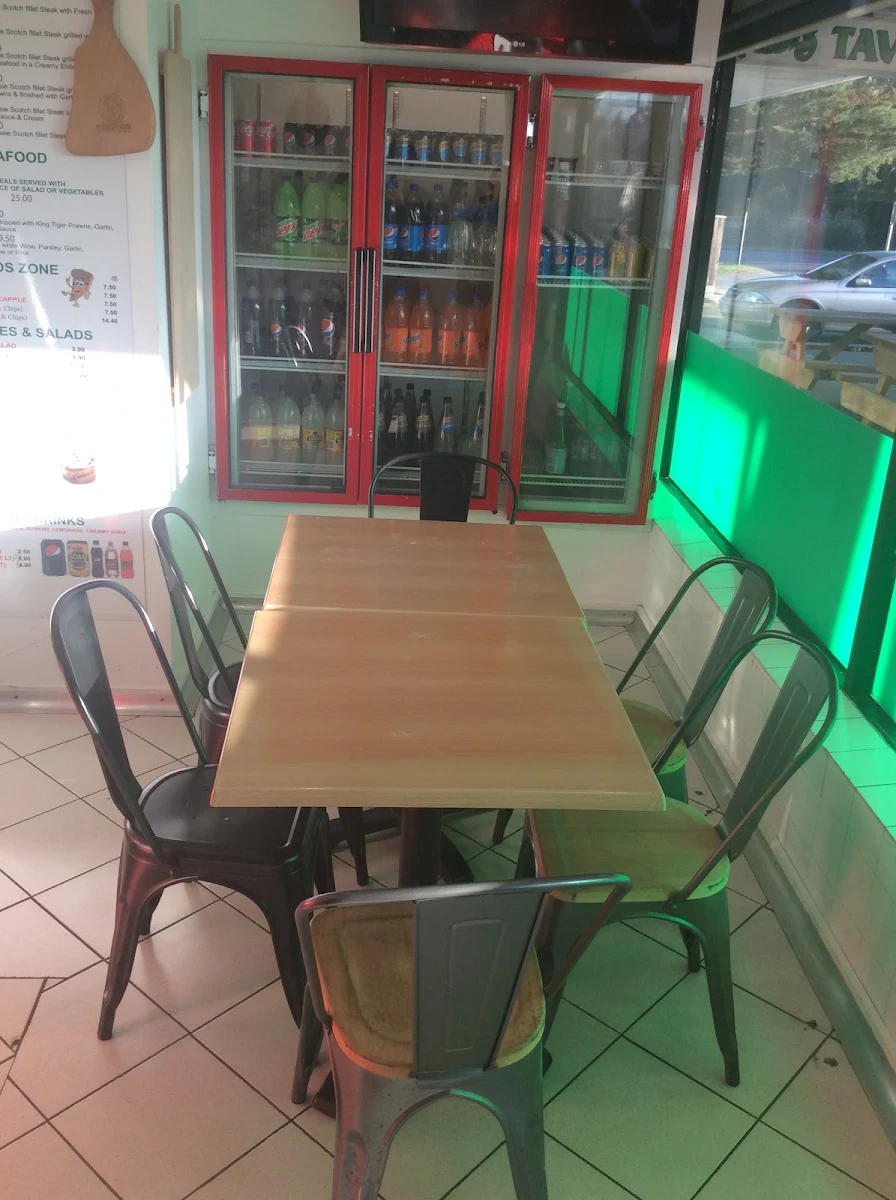 Vibe, ItalianIssimo Pizza & Pasta