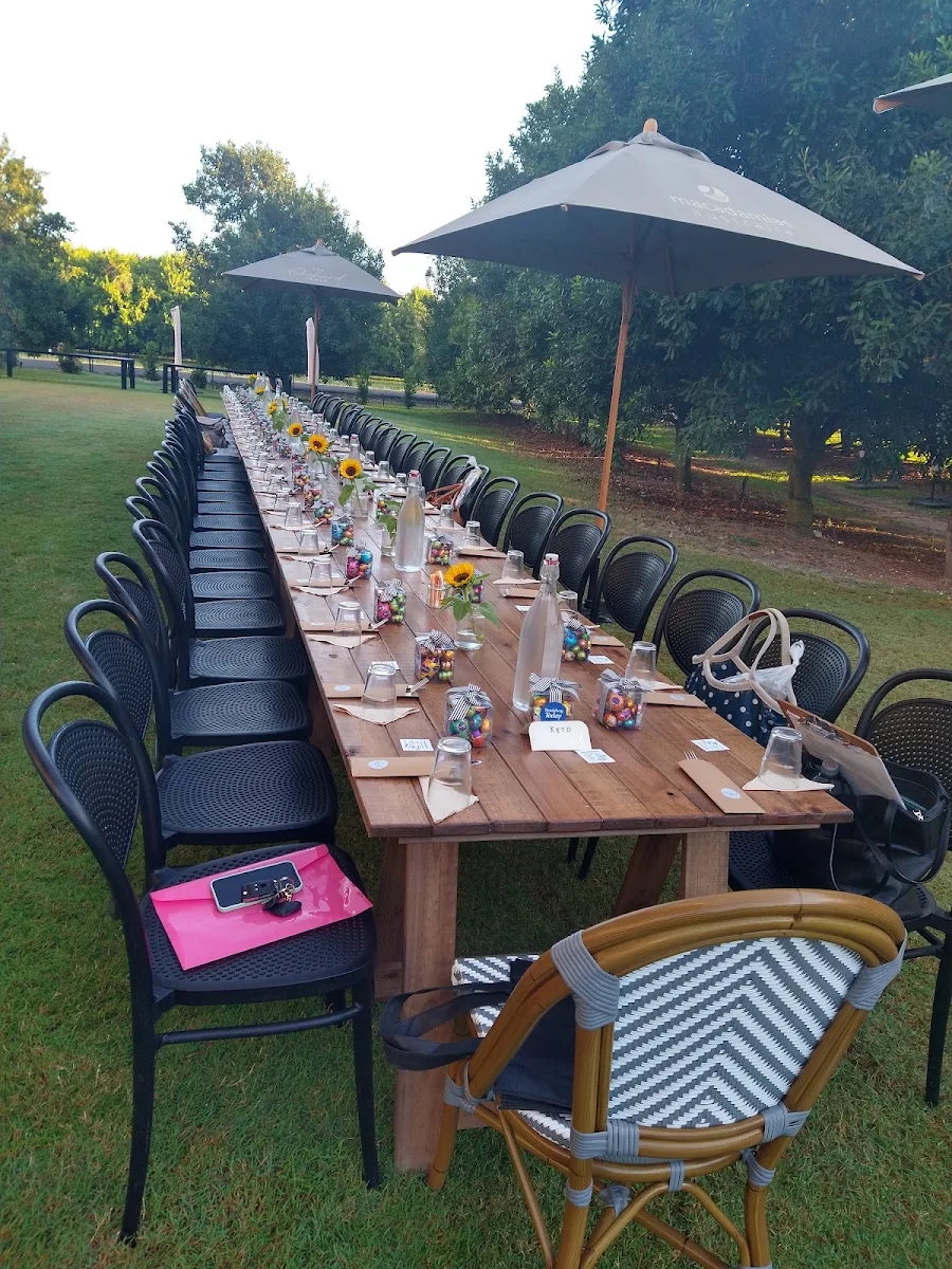 Vibe, The Orchard Table