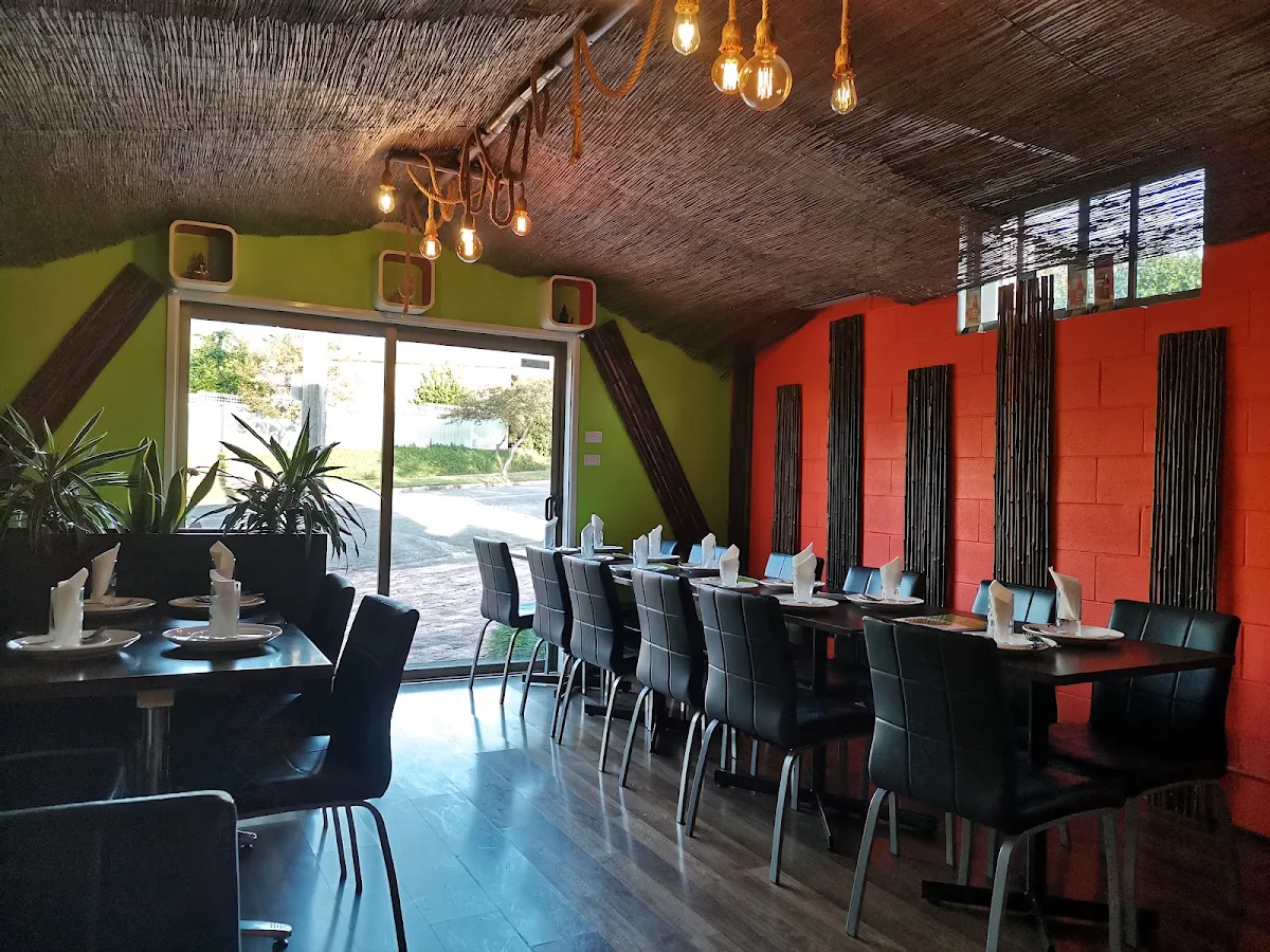 Vibe, Yim Thai Gloucester