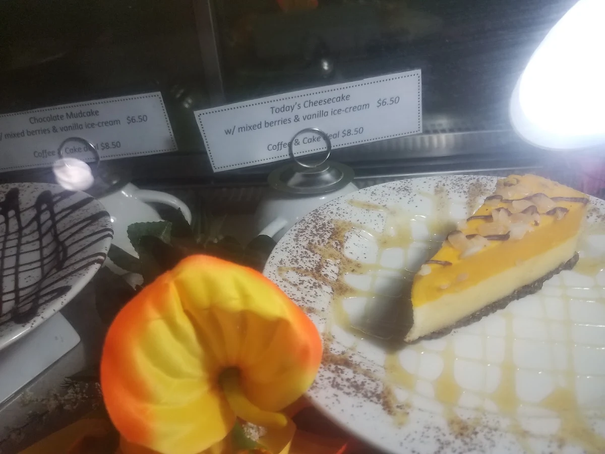 Menu, Groovy Goat