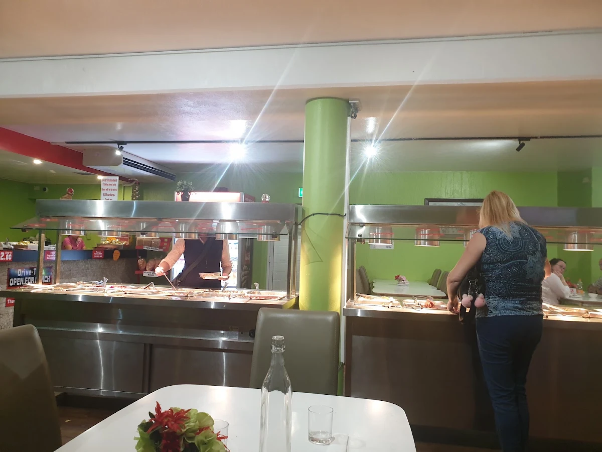 Vibe, Happy Sun Restaurant
