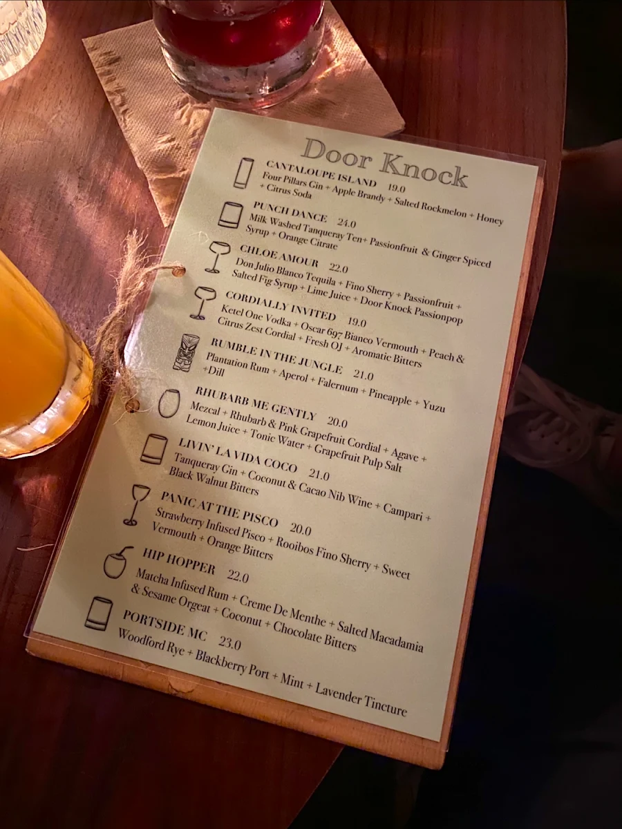 Menu, Door Knock