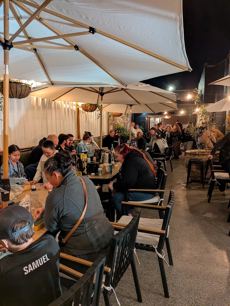 Vibe, Port Beirut