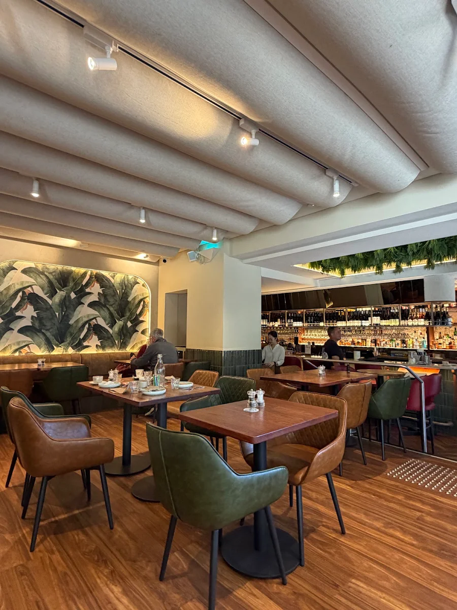 Vibe, Pasture of Kirribilli