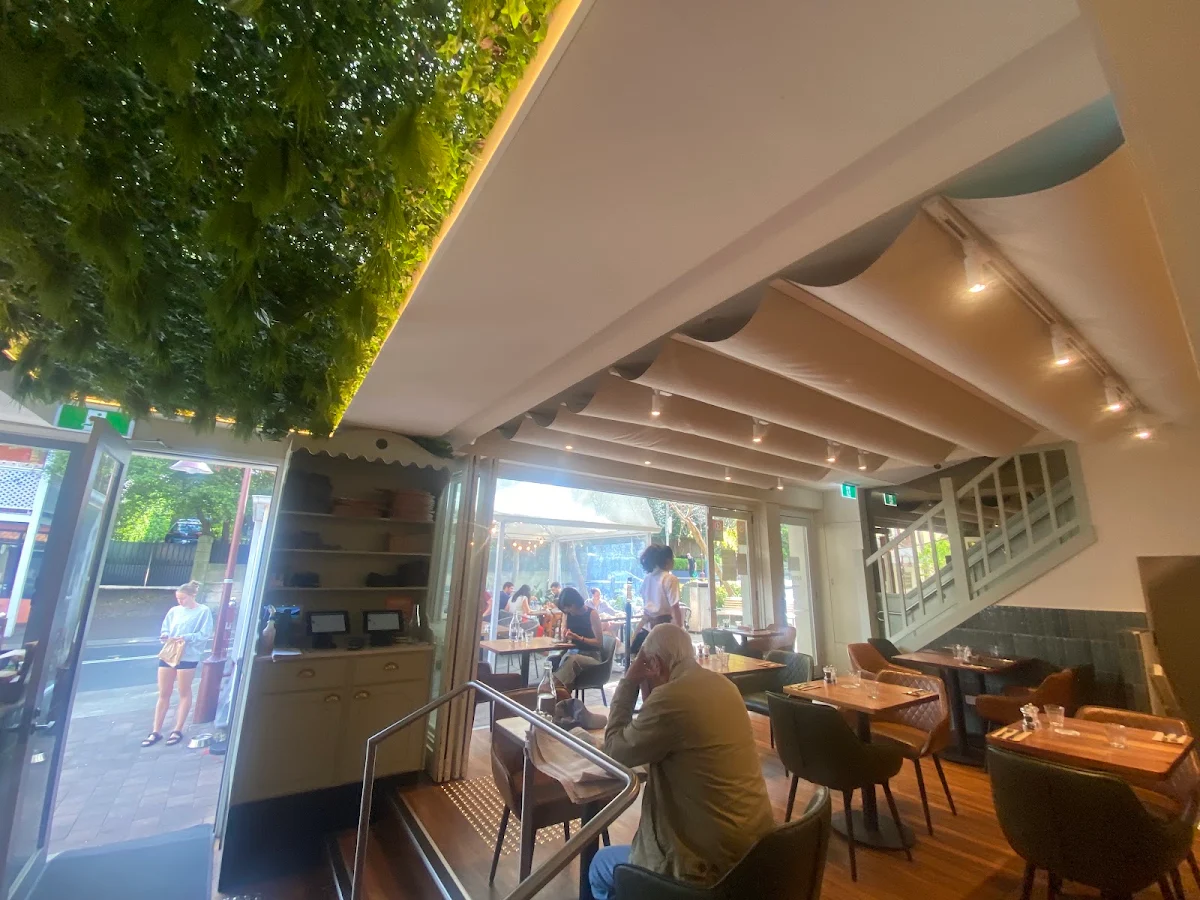 Vibe, Pasture of Kirribilli