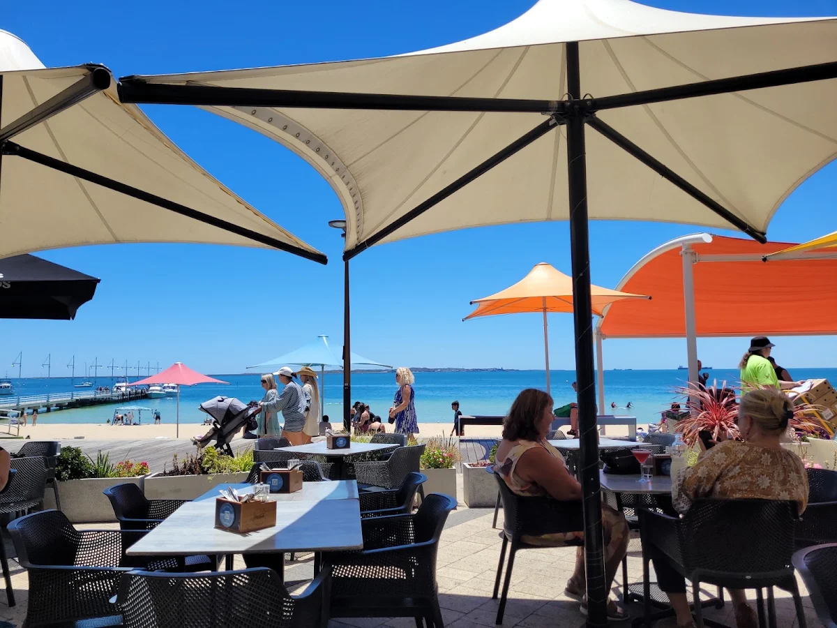 Vibe, Latitude 32 Restaurant Rockingham