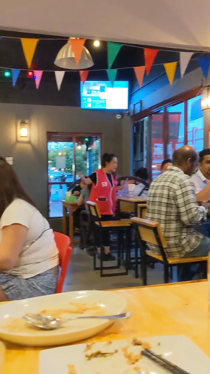 Vibe, Bangkok Street Thai Bistro