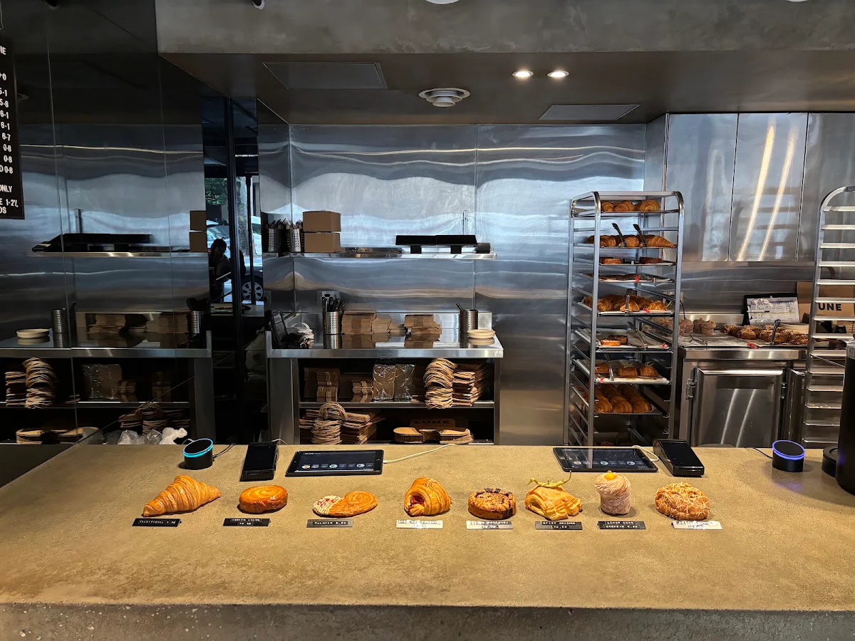 Lune Croissanterie Melbourne CBD on Russell cover