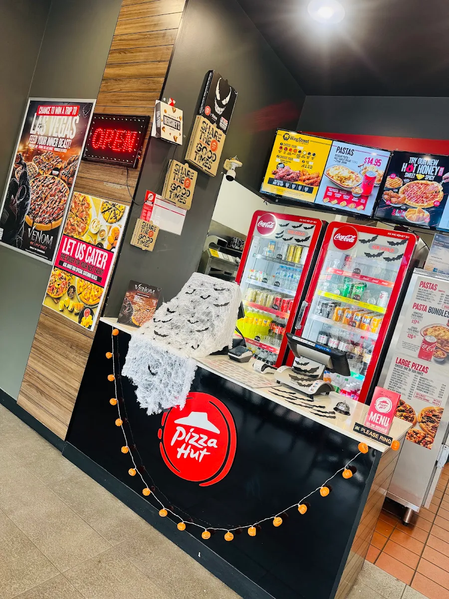 Menu, Pizza Hut Marrickville