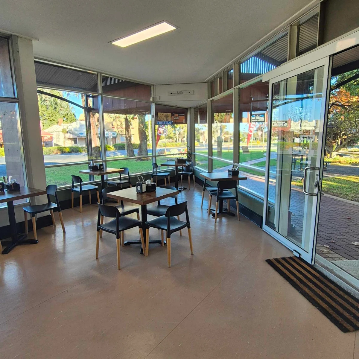 Vibe, The Windmill Cafe