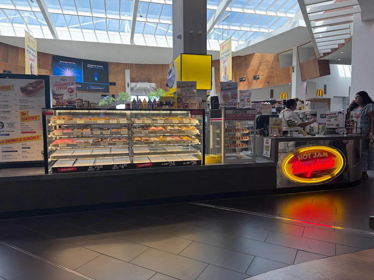 Vibe, Walker's Doughnuts Highpoint
