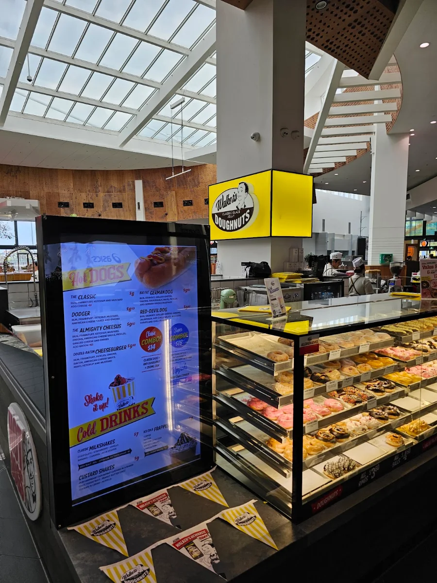 Vibe, Walker's Doughnuts Highpoint