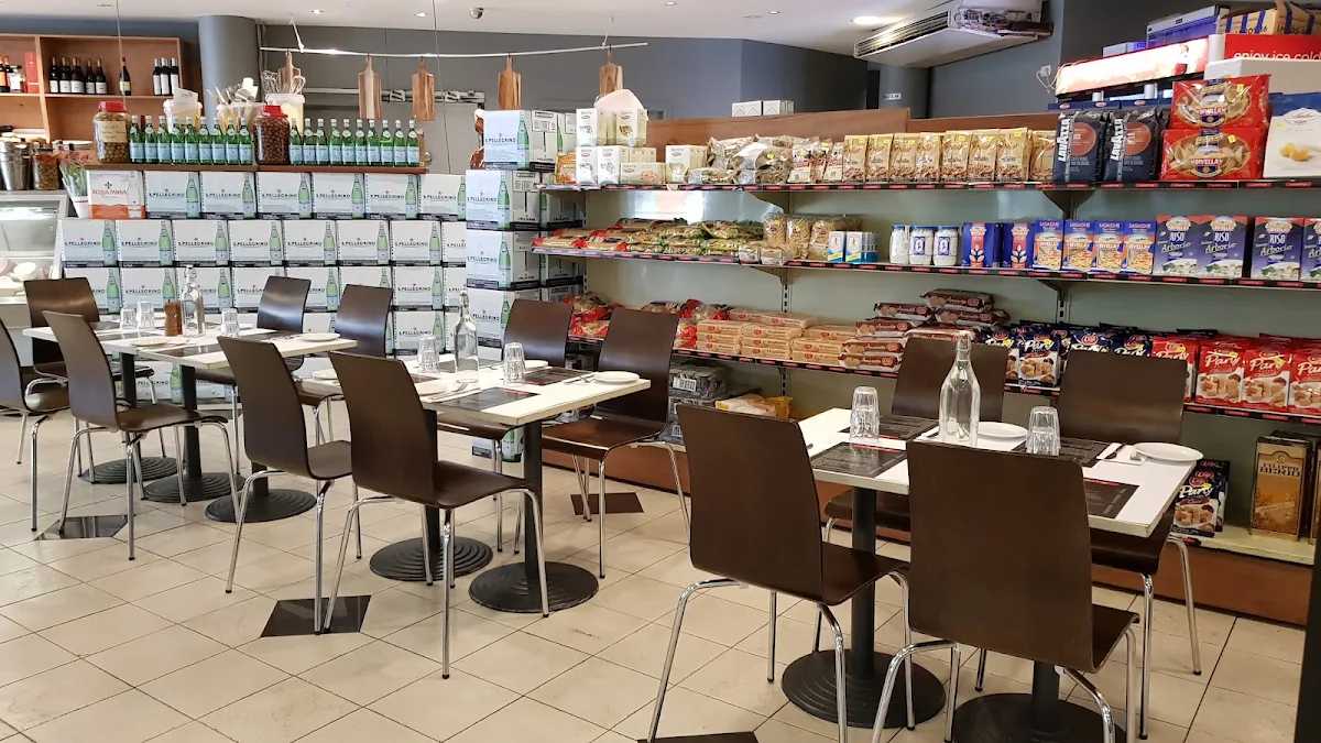 Vibe, Livoti's Italian restaurant