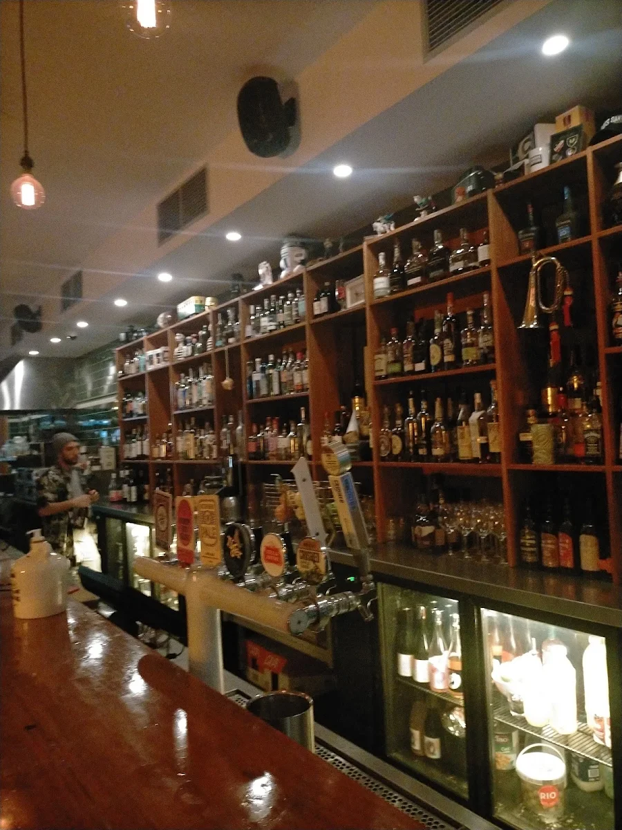 Vibe, 399 Small Bar