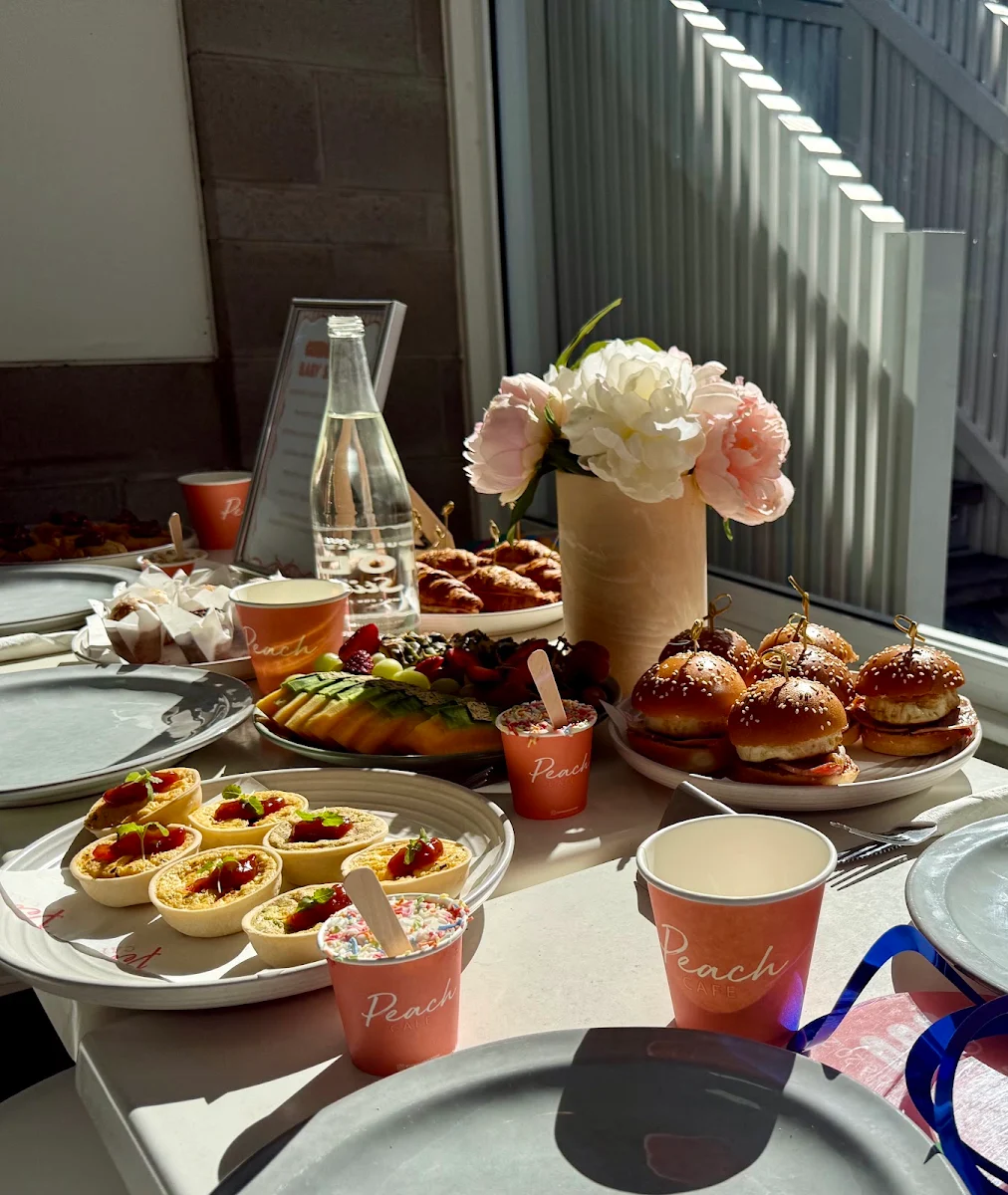 Food & drink, Peach Cafe