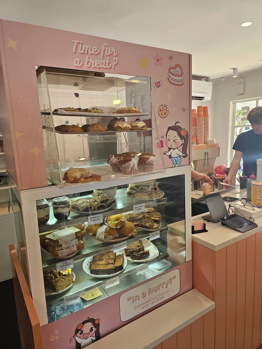 Vibe, Peach Cafe