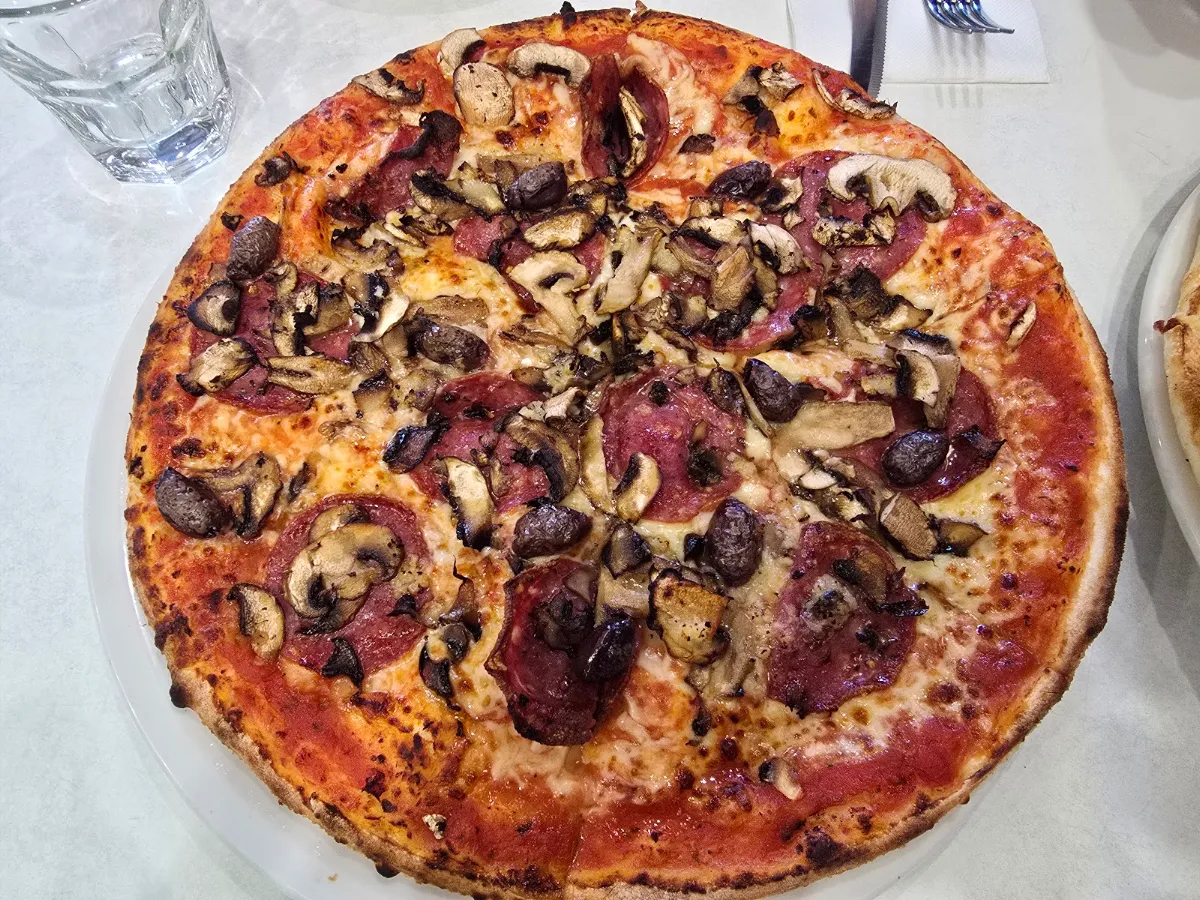 Food & drink, Nonno's Pizzeria